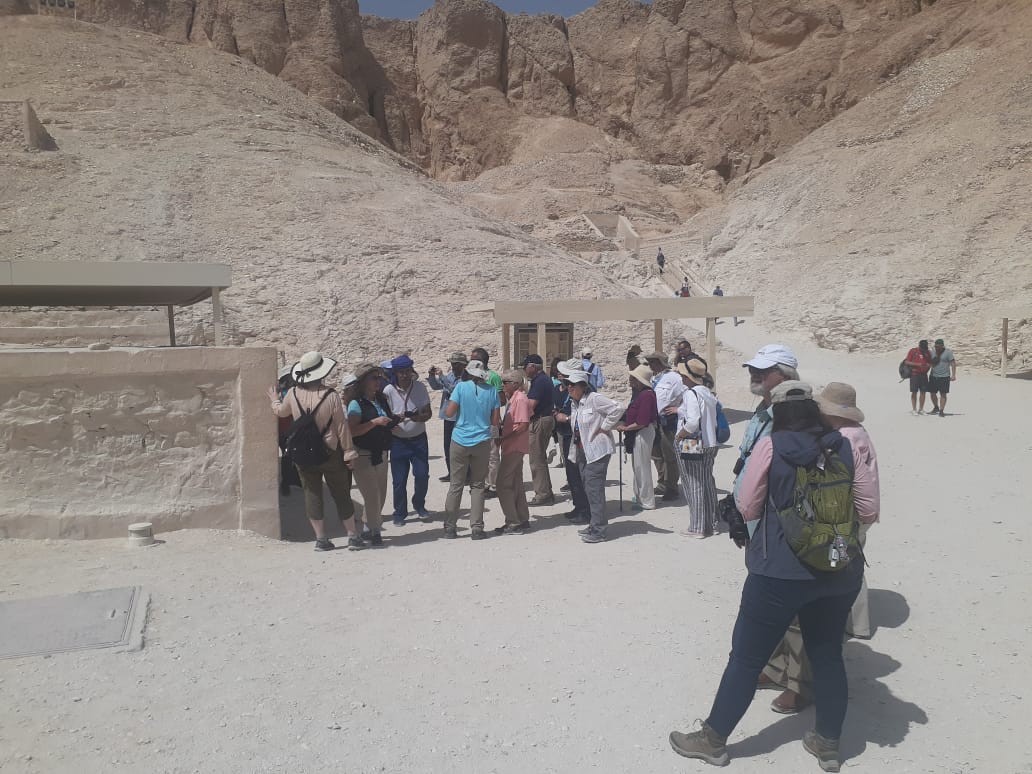 إنتعاشة سياحة كبرى فى زيارات مقابر ملوك الفراعنة ومعبد حتشبسوت  (7)