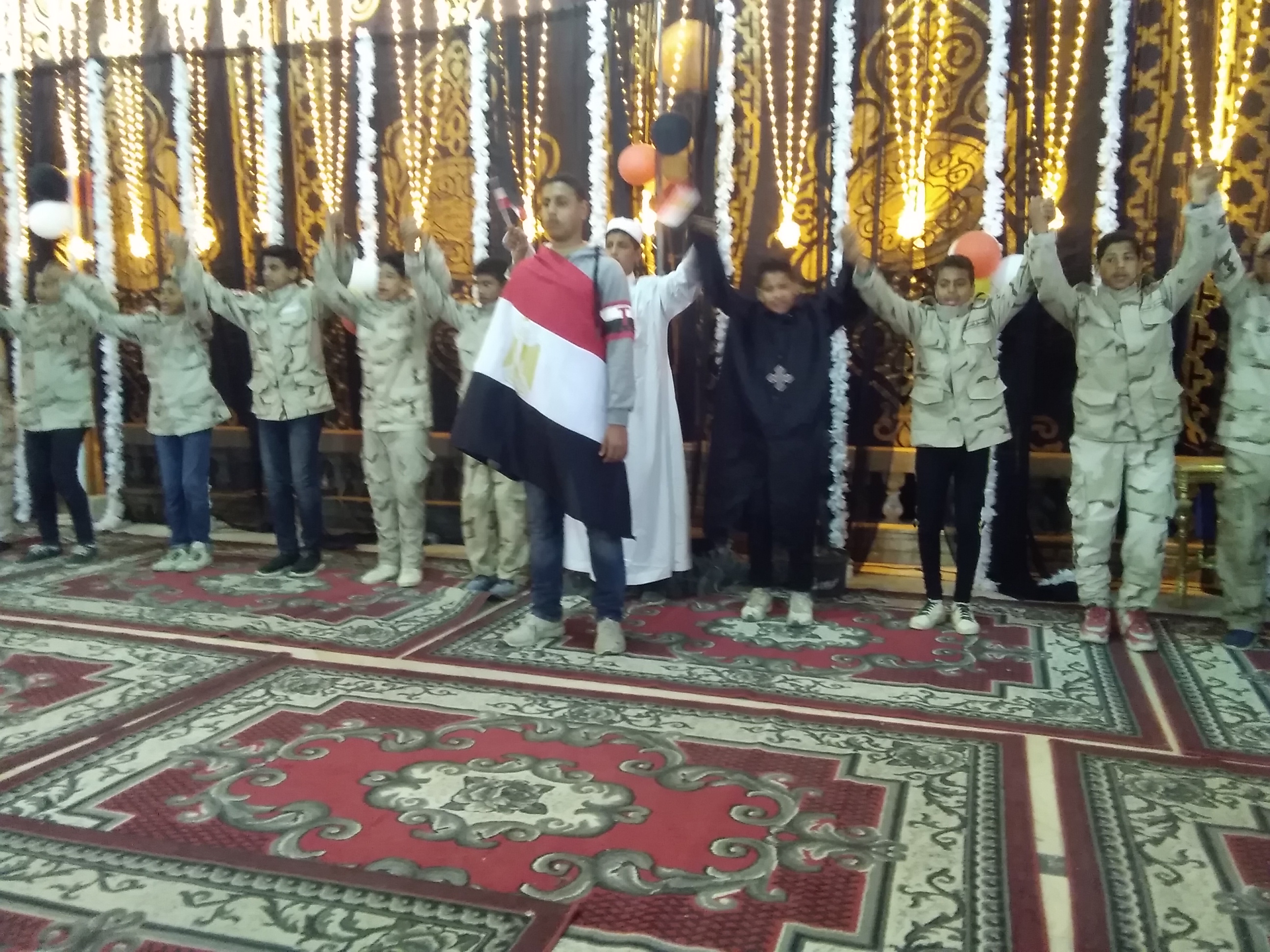 محافظ كفر الشيخ يشهد عروض الطلاب باحتفال يوم الشهيد (12)
