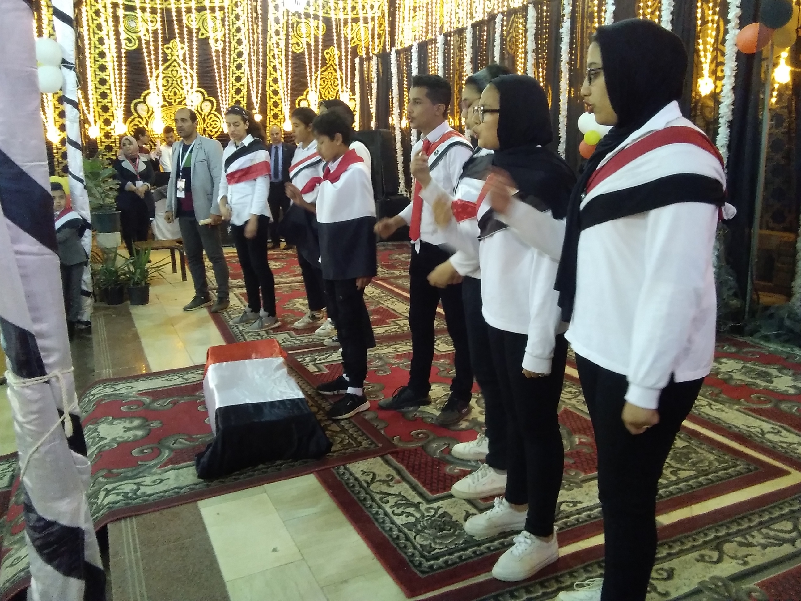 محافظ كفر الشيخ يشهد عروض الطلاب باحتفال يوم الشهيد (15)