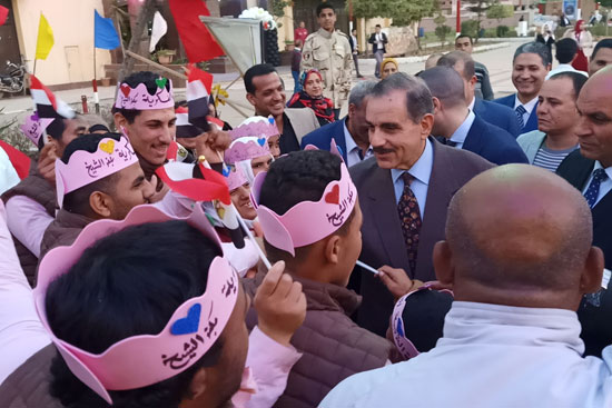 محافظ كفر الشيخ يشهد الاحتفال بيوم الشهيد (9)