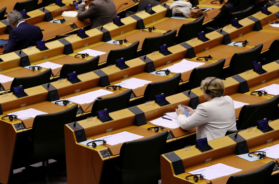 الحضور الضعيف بجلسة البرلمان الأوروبى ببروكسل