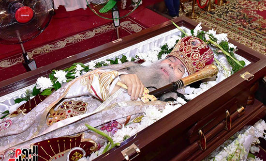 جنازة الانبا صرابامون اسقف ورئيس دير الانبا بيشوى العامر بوادى النطرون (10)