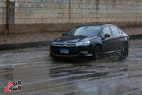 القيادة تحت المطر (6)