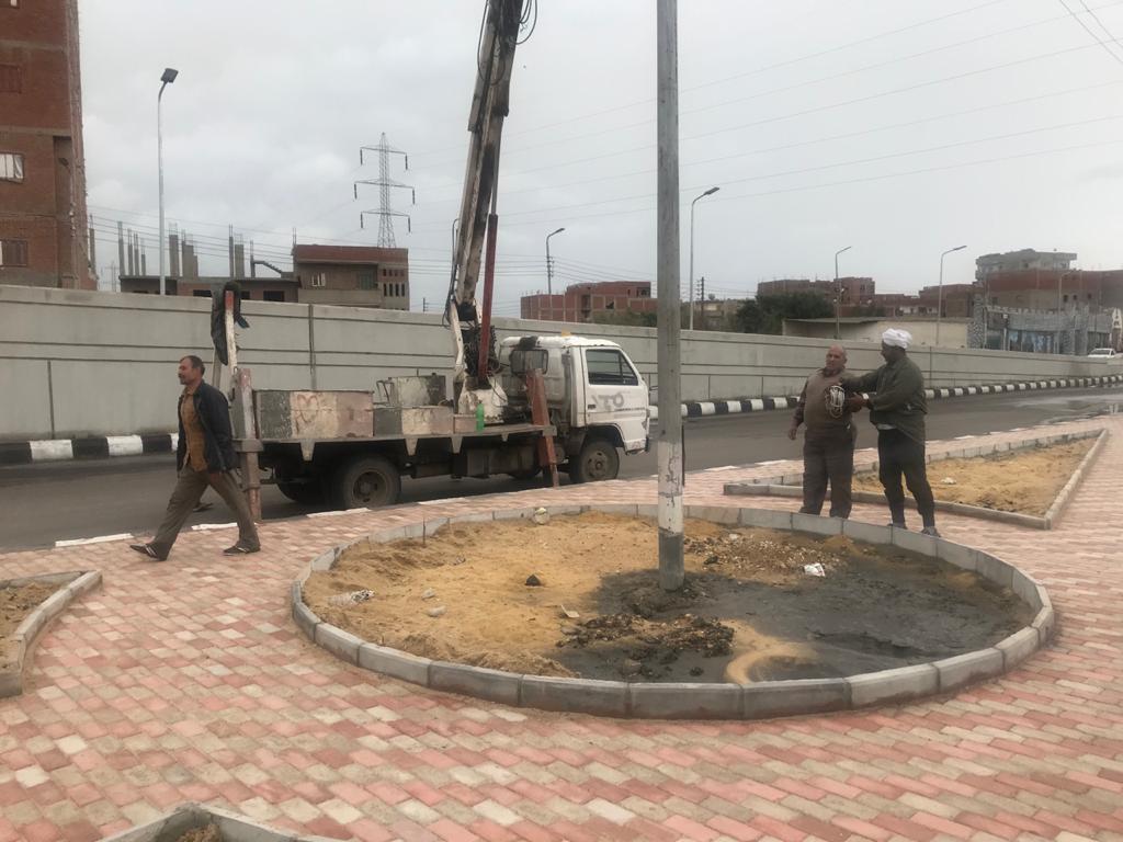 رفع مياه الأمطار وفتح طريق بلبيس - القاهرة الصحراوى بالشرقية (9)