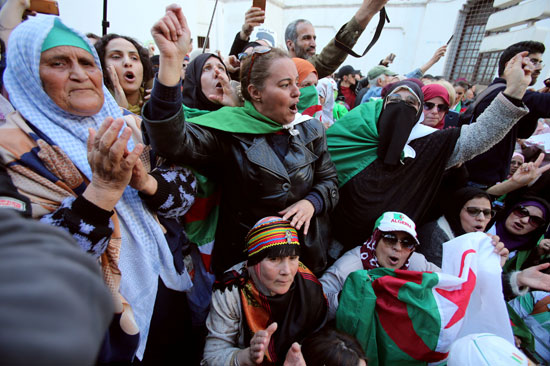 مظاهرة نسائية بالجزائر