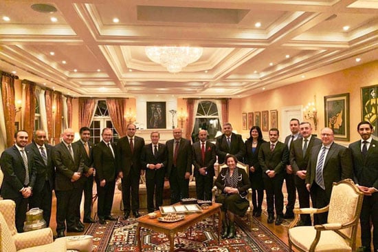 وزير خارجية كندا فى حفل عشاء بمنزل السفير المصرى  (3)