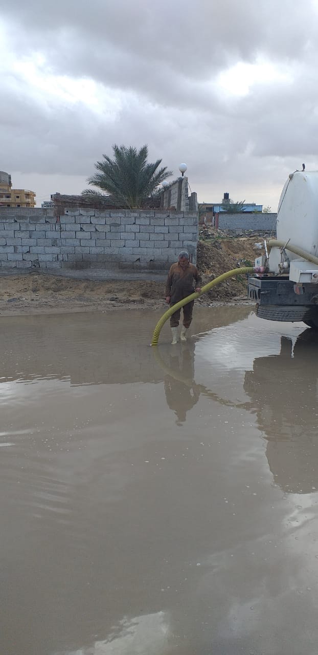هبوب رياح شديدة وجريان السيول فى شمال سيناء (4)