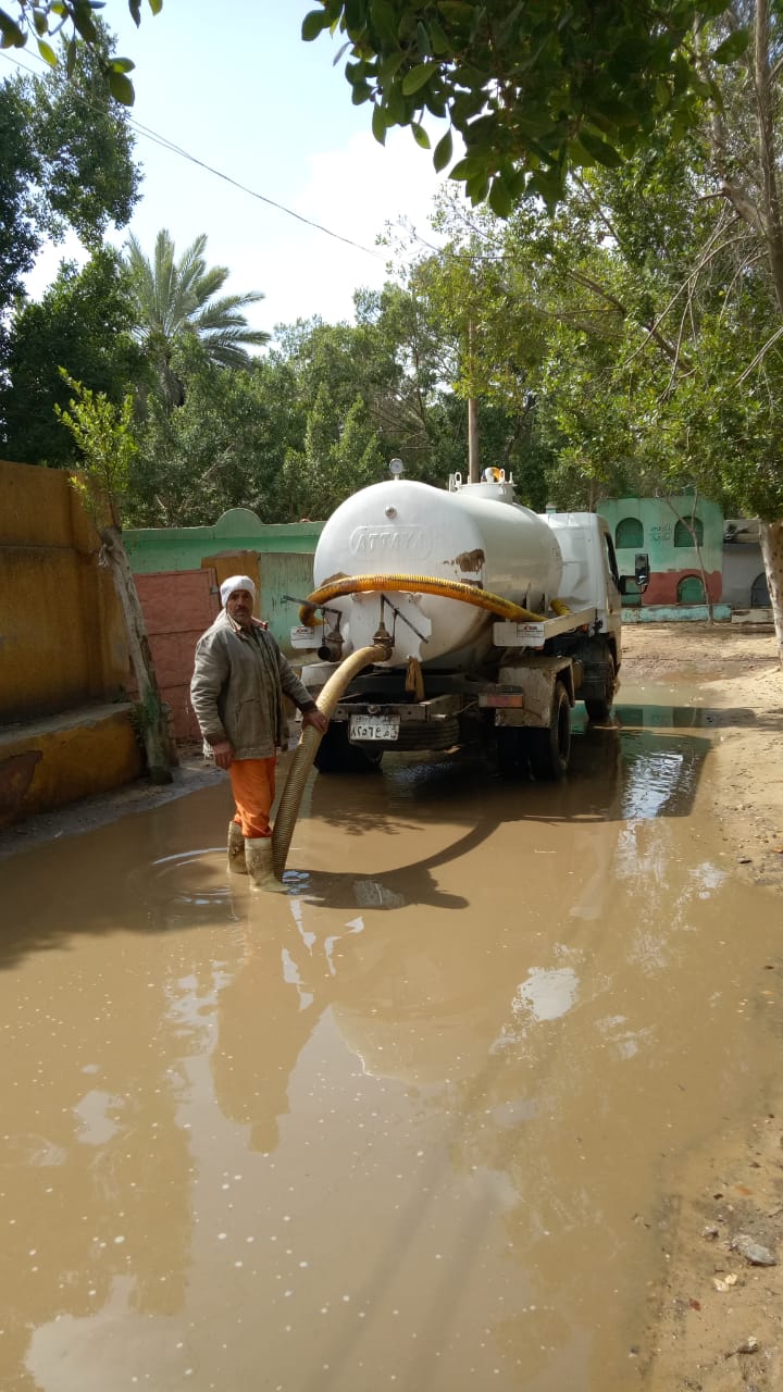 شفط مياه الأمطار من شوارع القليوبية (10)