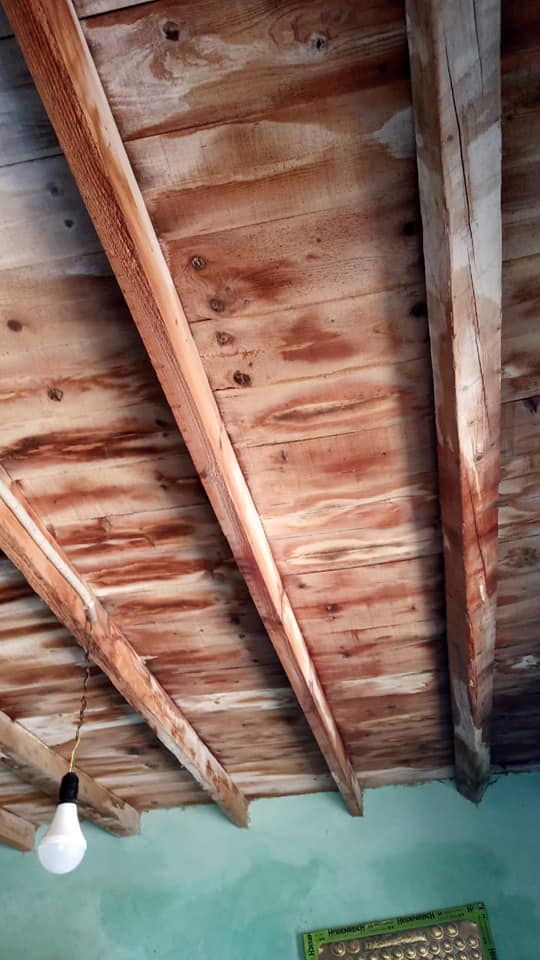 اسقف خشبية
