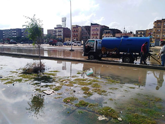 شفط مياه الأمطار من الشوارع (12)