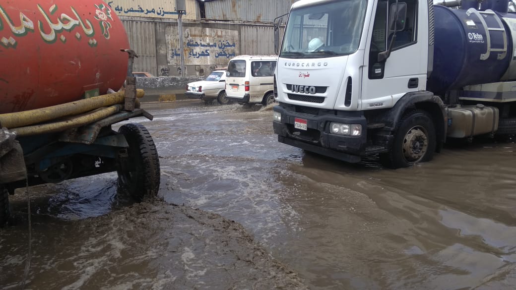 شفط مياه الأمطار من شوارع القليوبية (6)
