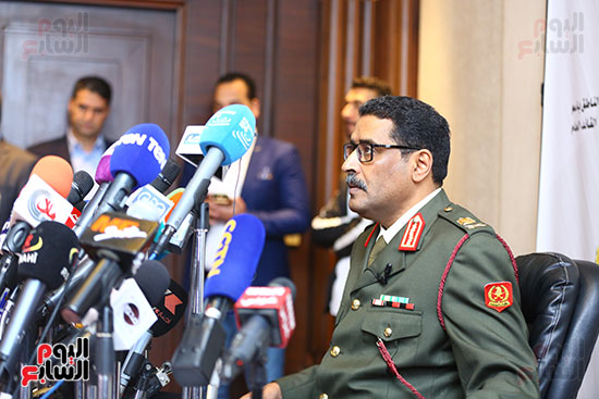 اللواء أحمد المسماري المتحدث الرسمي باسم الجيش الليبى (1)