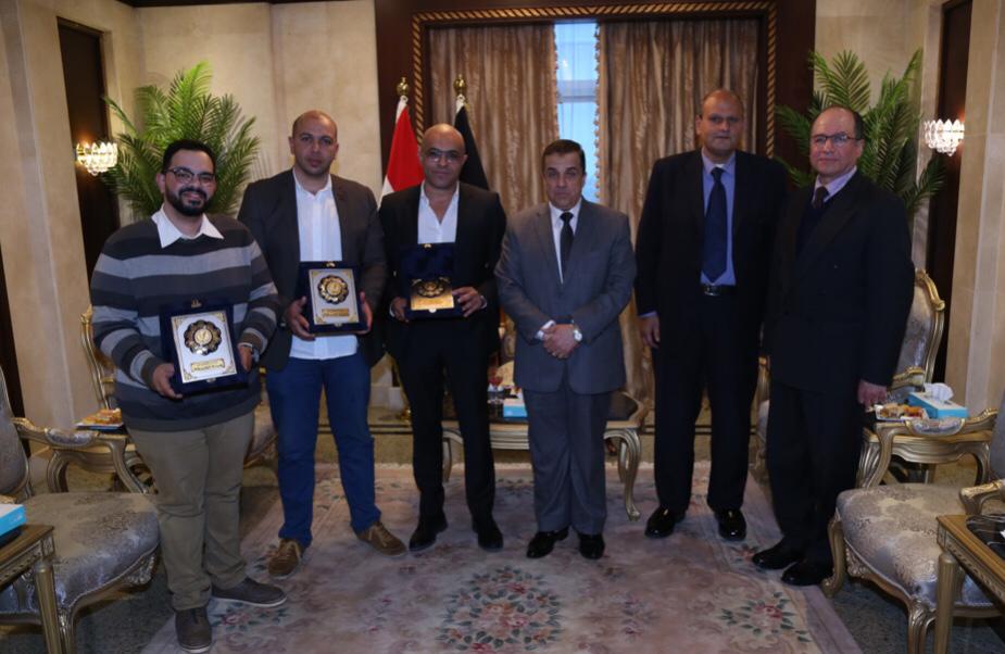 الداخلية تكرم ابطال انقاذ المواطنين