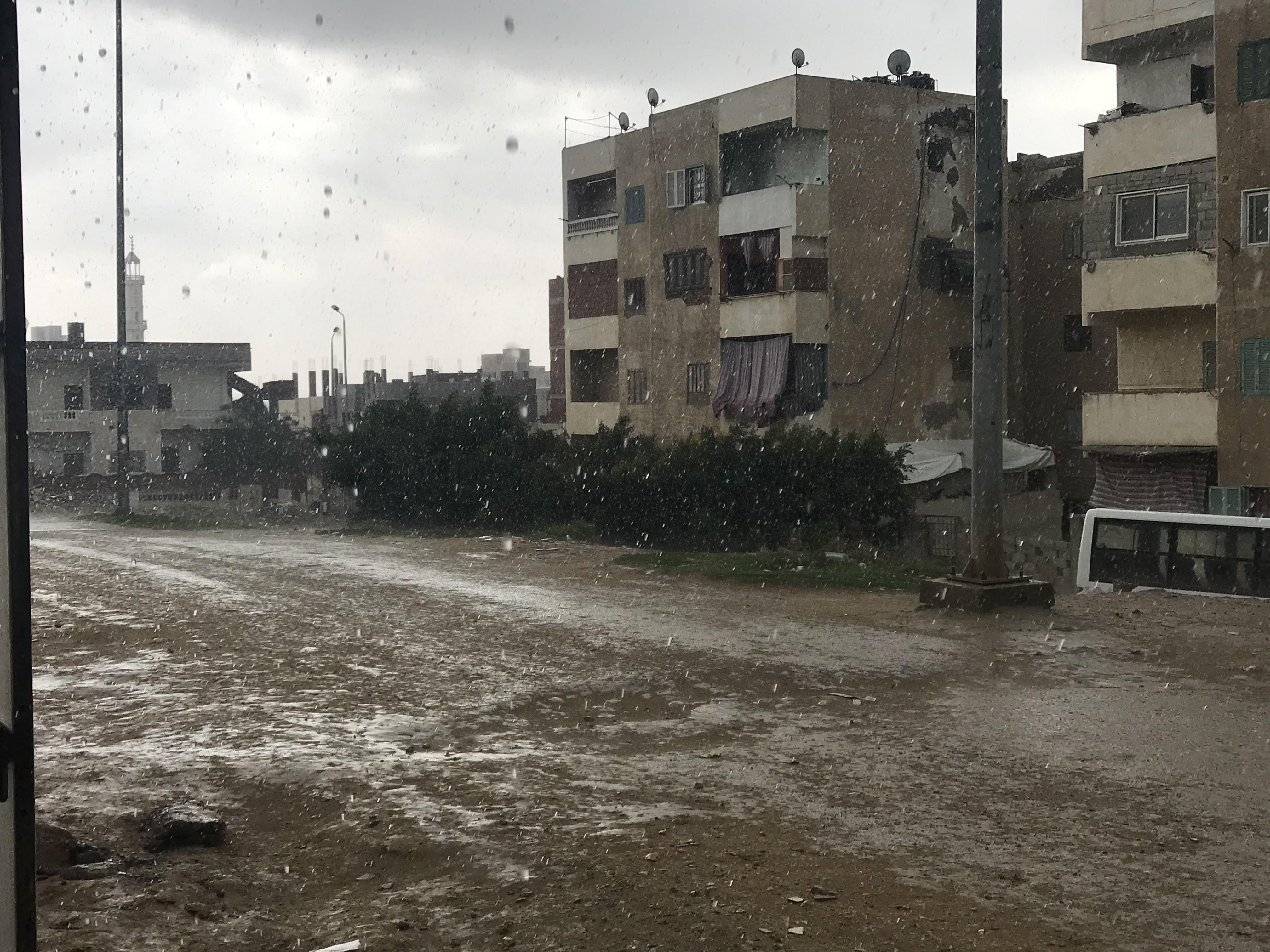 سقوط أمطار خفيفة على محافظة شمال سيناء (4)