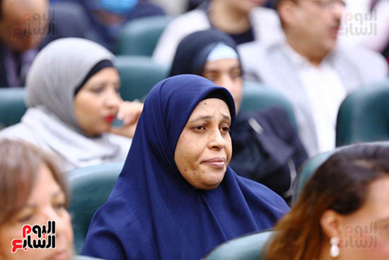 الأم المثالية