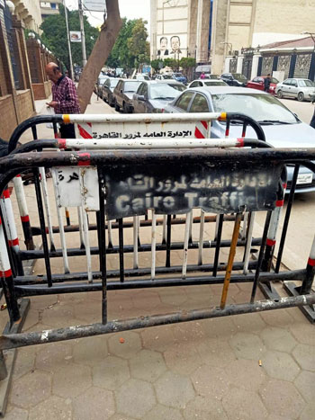 وضع حواجز حديدية بمحيط نقابة المحامين (5)