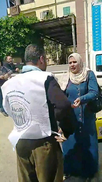 حملة شعبية فى بلبيس لتطهير المنشآت من كورونا (1)