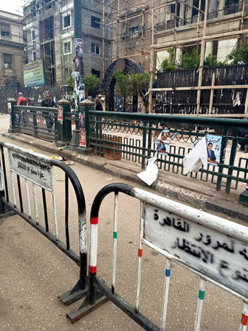 وضع حواجز حديدية بمحيط نقابة المحامين (6)