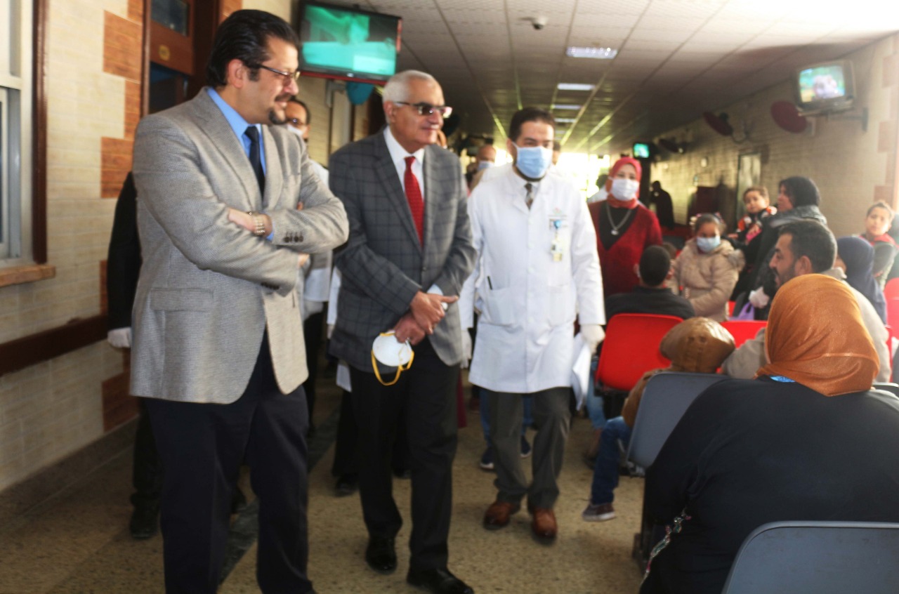 جول الدكتور أشرف عبد الباسط، رئيس جامعة المنصورة (11)