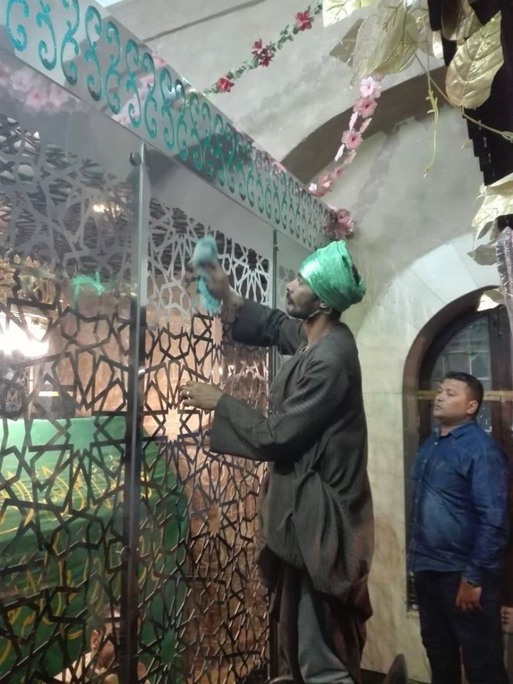 تطهير مسجد سيدى أبو الحجاج الأقصرى وغلق الضريح (5)
