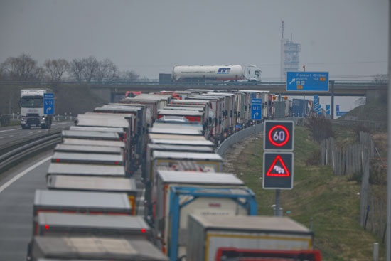 شلل على الحدود بين ألمانيا وبولندا