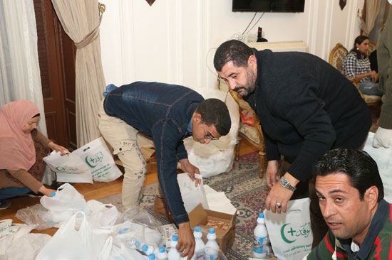 قيادات حزب الوفد يستعدون لإطلاق حملة إغاثة لمواجهة فيروس كورونا (5)