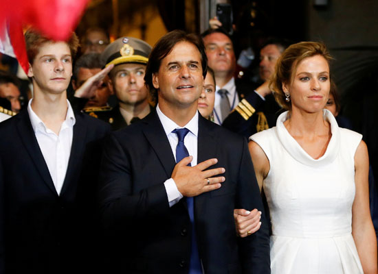 رئيس أورجواى الجديد وزوجته