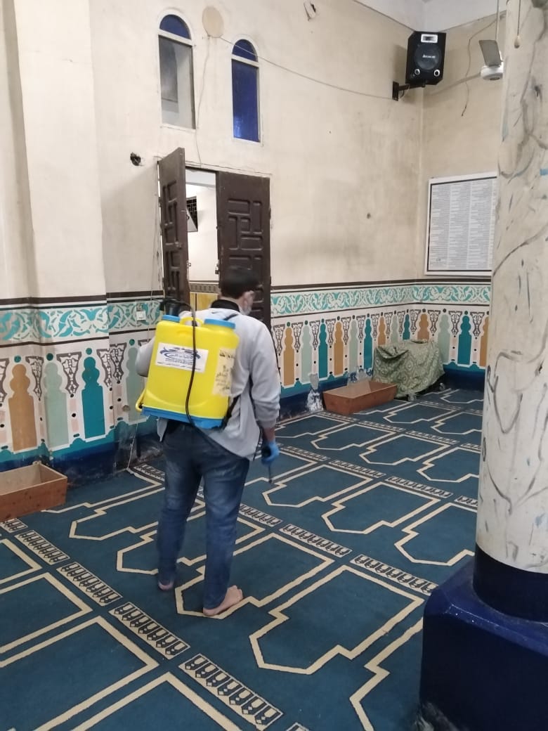 تطهير المساجد قبل صلاة الجمعة بالشرقية (5)