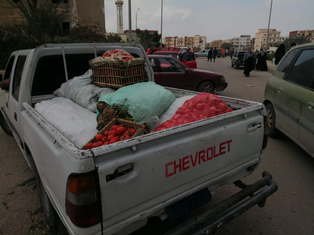 جهاز العاشر يشن حملات لرفع الشيشه من المقاهى  (4)