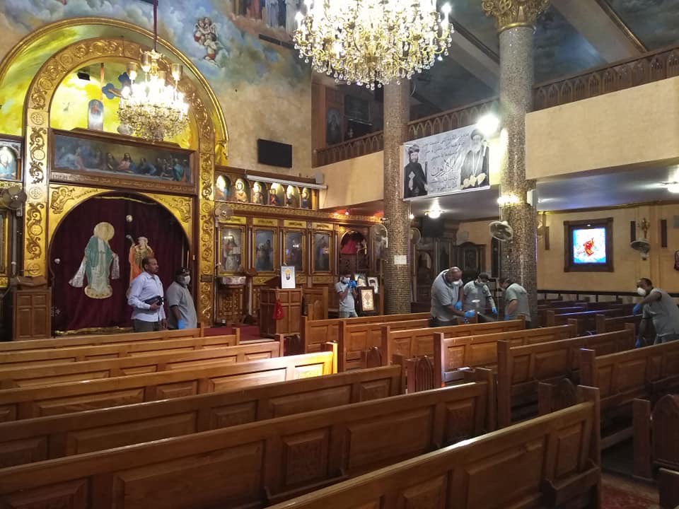 تعقيم كنيسة العذراء مريم بمدينة القصير للوقابة من كورونا (4)
