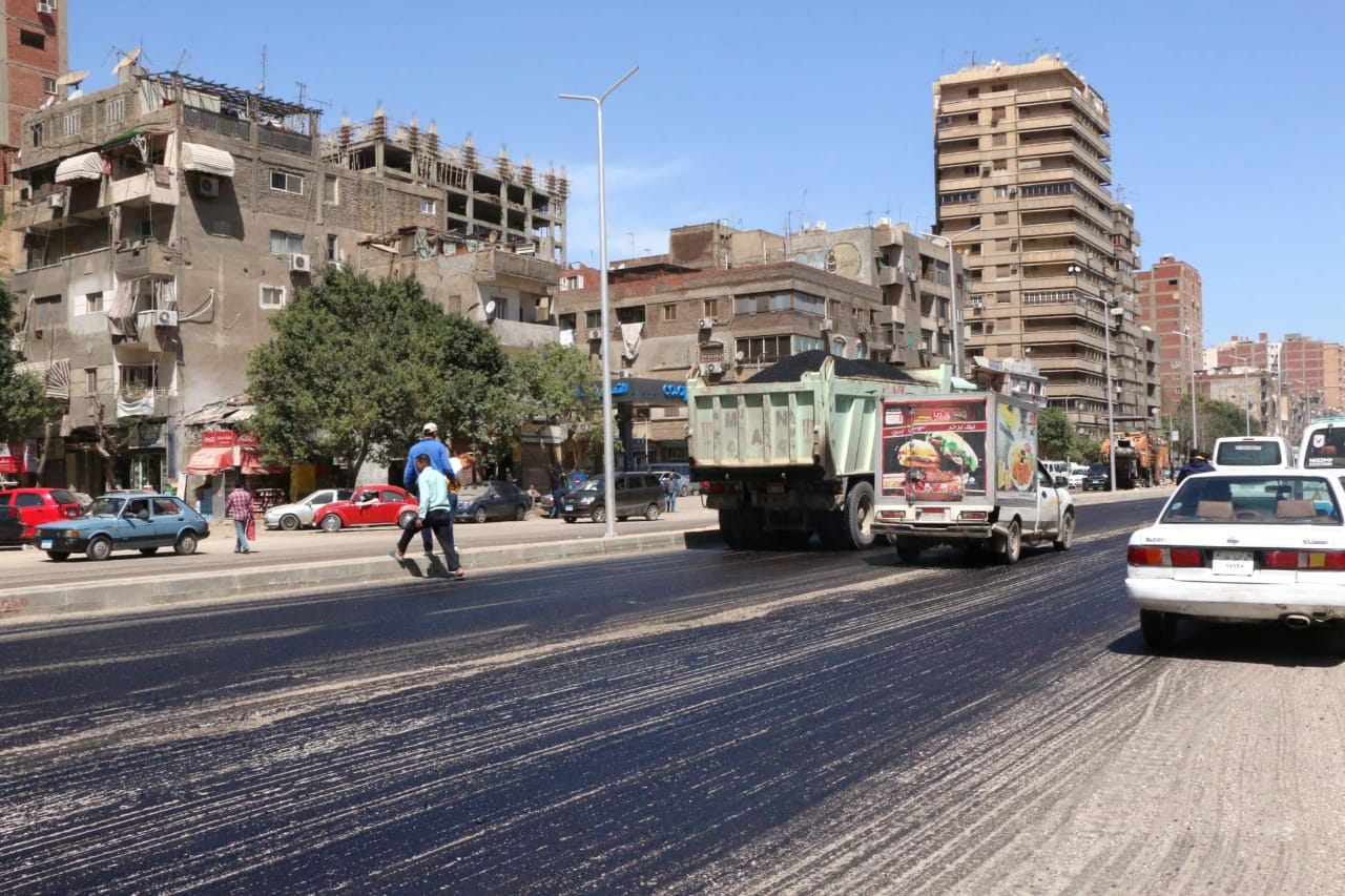 أعمال تطوير شارع جسر السويس بالقاهرة (2)