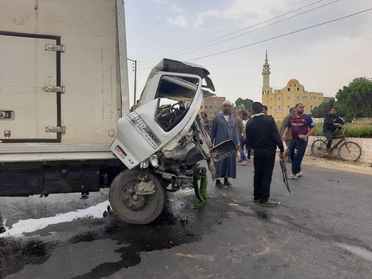 جانب من الحادث المرورى بالأقصر