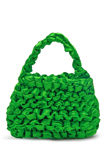 موضة الحقيبة الخضراء