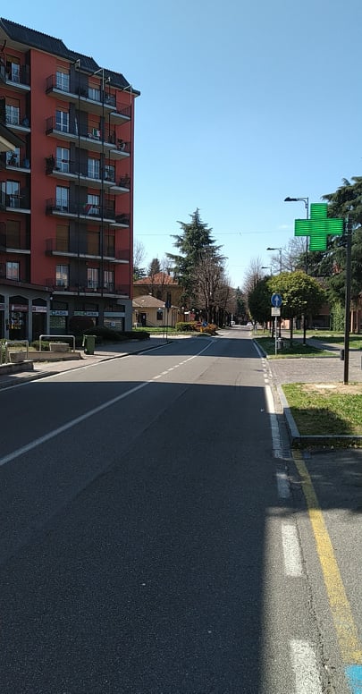 الشارع الإيطالي بعد انتشار كورونا  (4)