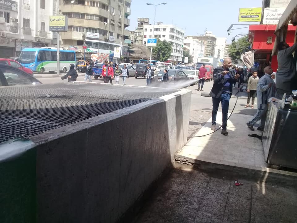 تعقيم شوارع القاهرة (1)