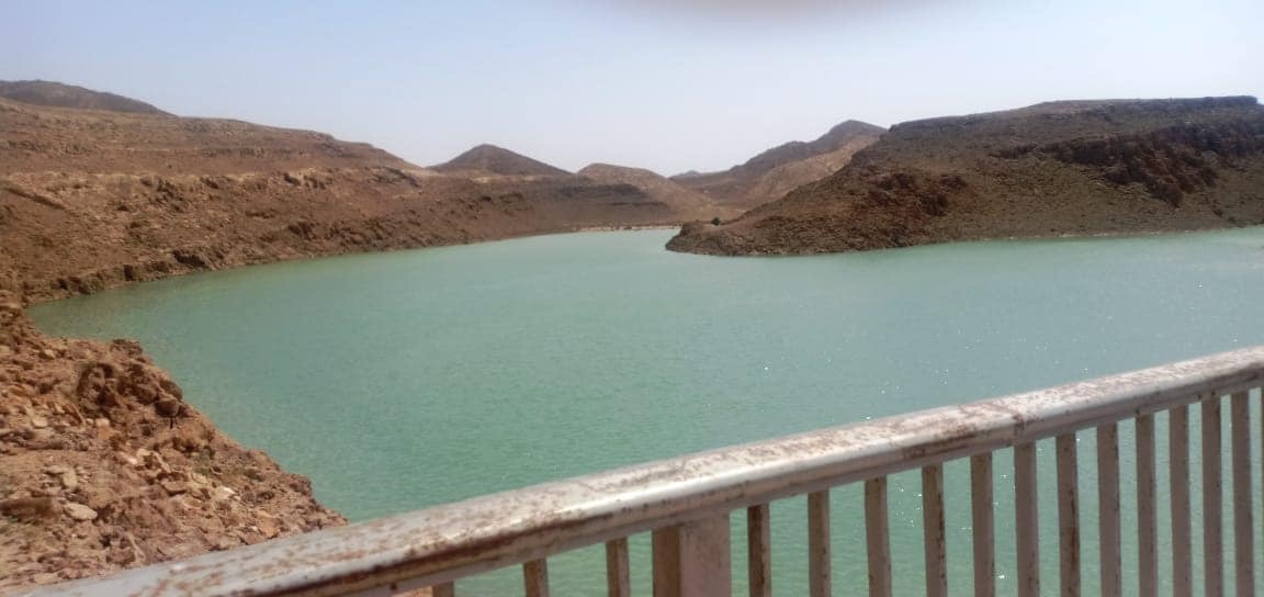 تخزين مليون متر مكعب من مياه السيول بسد الكرم بوسط سيناء (3)