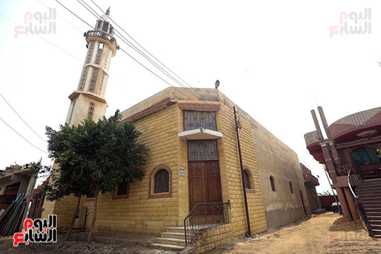 مساجد شبرا بالقاهرة والعياط بالجيزة غلق كامل (6)