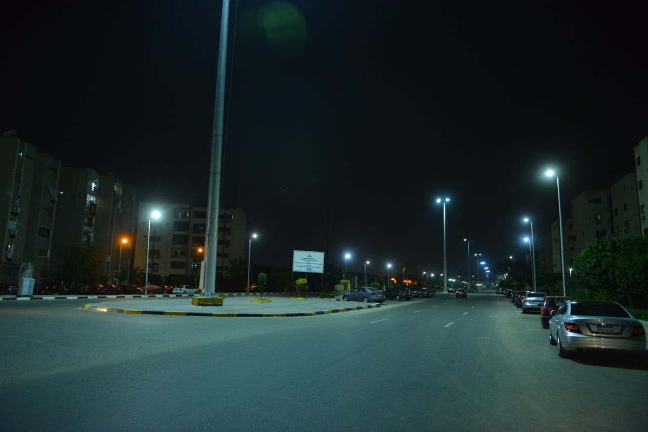 شوارع مصر الجديدة والتجمع بدون مارة (11)