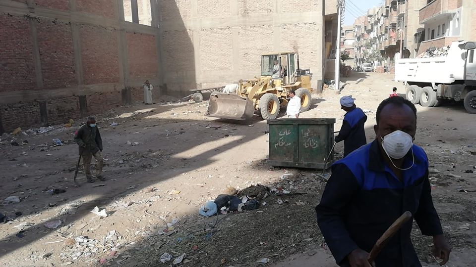 حملات النظافة والتجميل بشوارع قرى إسنا