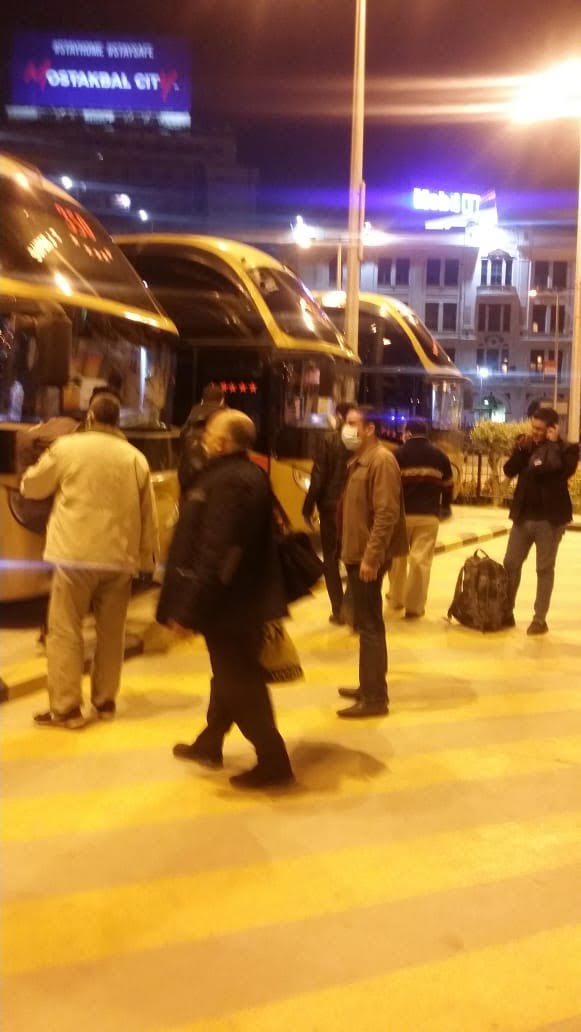 نقل ركاب قطاري 987 و983 القادمين من الأقصر و اسوان للقاهرة عبر أتوبيسات السوبرجيت  (6)
