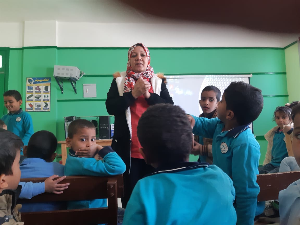 توعية الطلاب فى المدارس توعية الطلاب فى المدارس