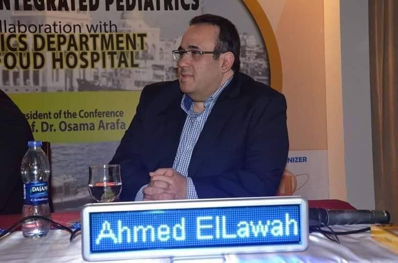 الدكتور أحمد اللواح أثناء مشاركته فى بعض المؤتمرات (3)
