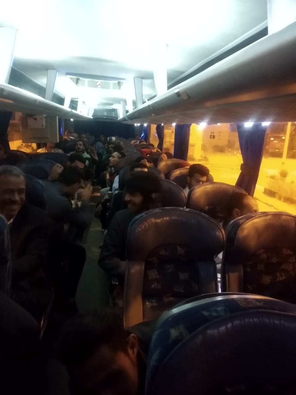 نقل ركاب 3 قطارات من قادمة اسوان والاقصر للقاهرة بعد الحظر  (4)