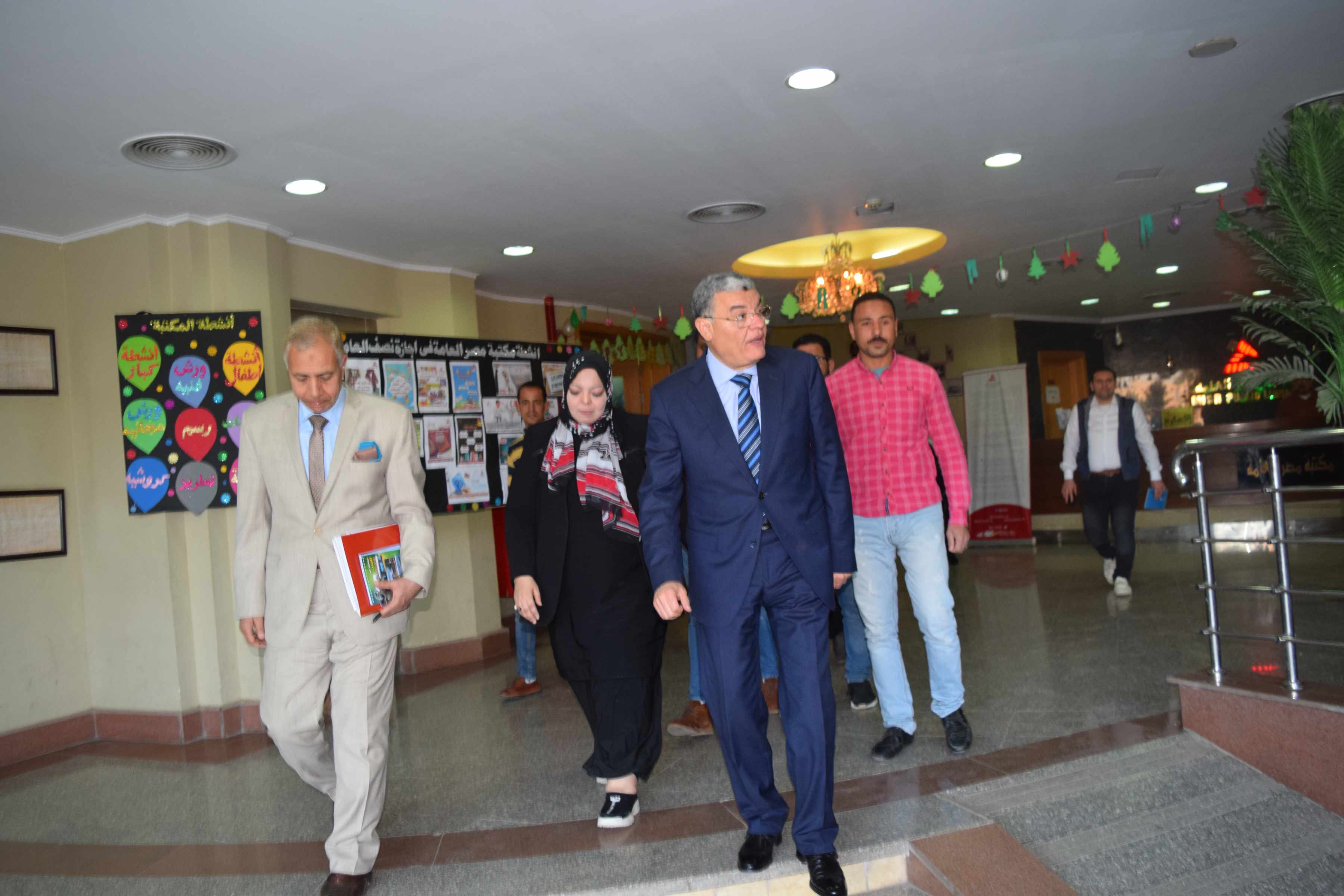 اجتماع مجلس أمناء مكتبة مصر العامة بحضور محافظ المنيا (3)