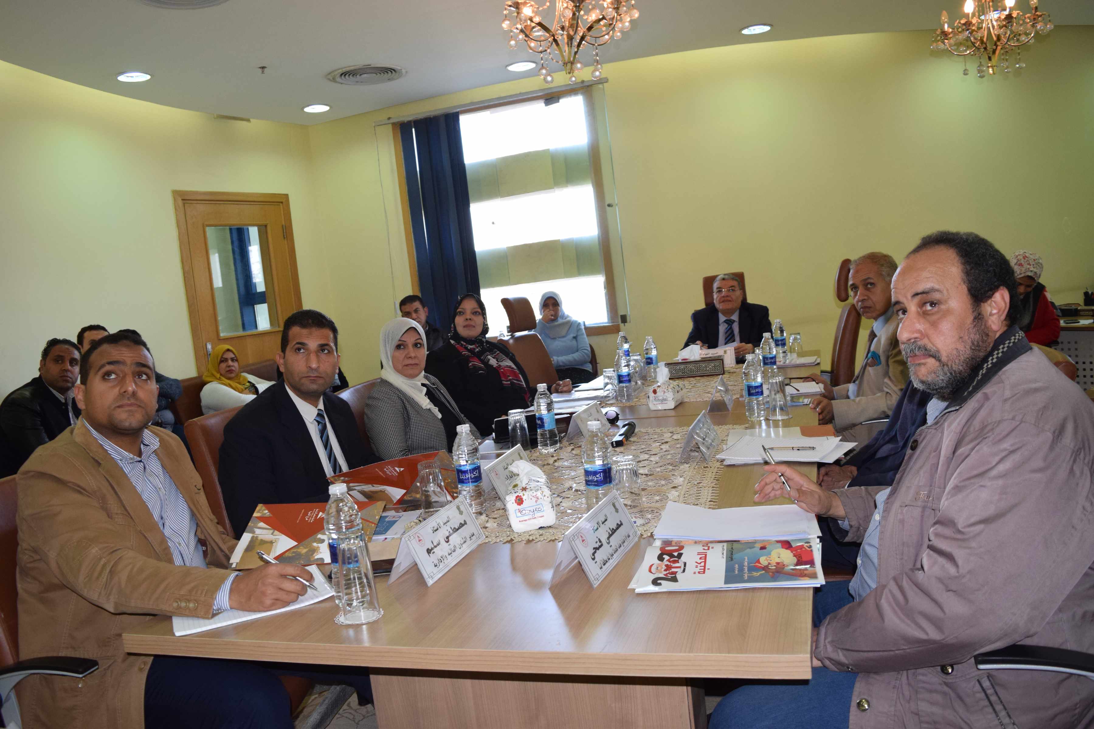 اجتماع مجلس أمناء مكتبة مصر العامة بحضور محافظ المنيا (7)