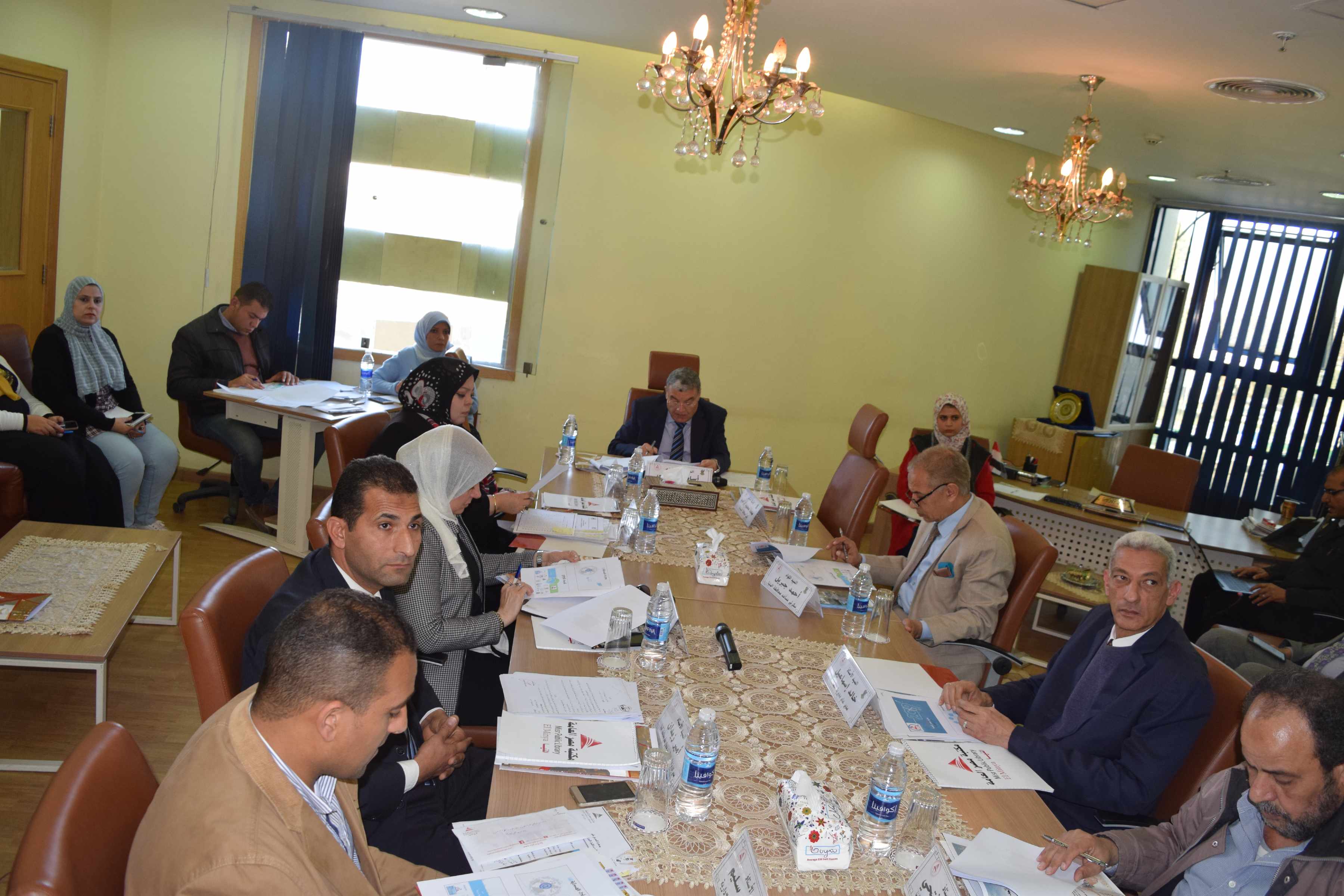 اجتماع مجلس أمناء مكتبة مصر العامة بحضور محافظ المنيا (5)