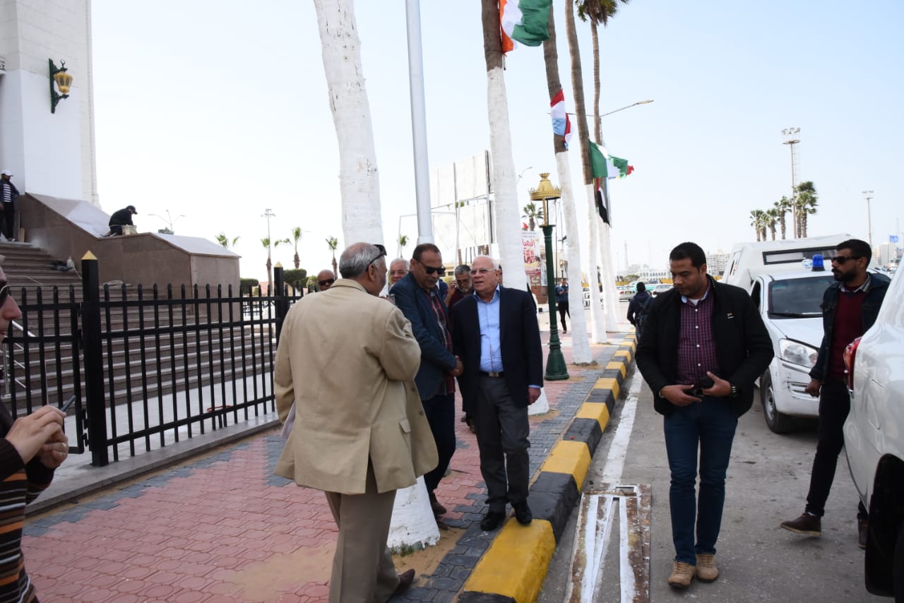 محافظ بورسعيد يتابع الاستعدادات النهائية لافتتاح المجمع الإسلامي ببورفؤاد (9)