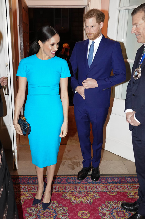 harry-and-meghan-warm-welcome--a