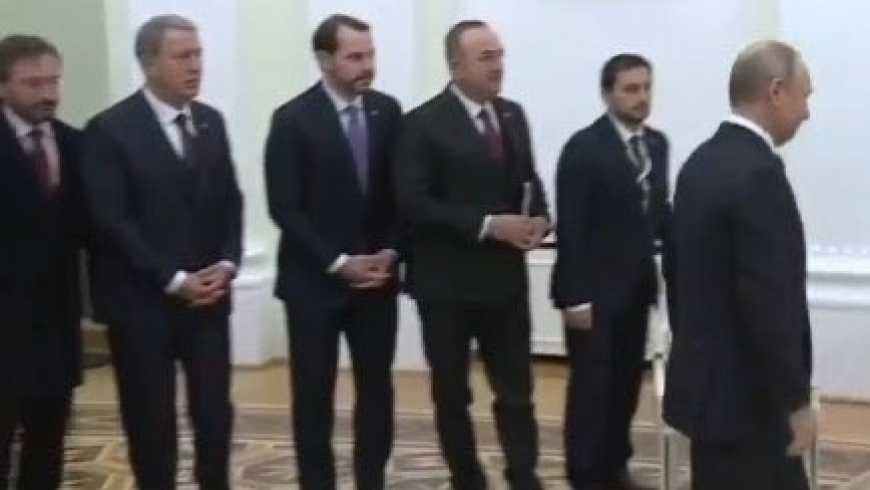 رجال اردوغان يصطفون طابورا أمام بوتين