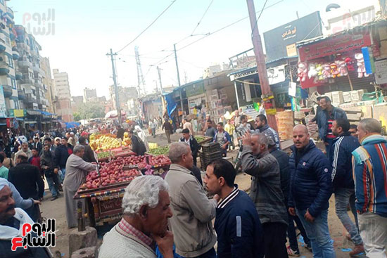 الرقابة الإدارية بالإسكندرية تضرب بيد من حديد على الأسواق (2)